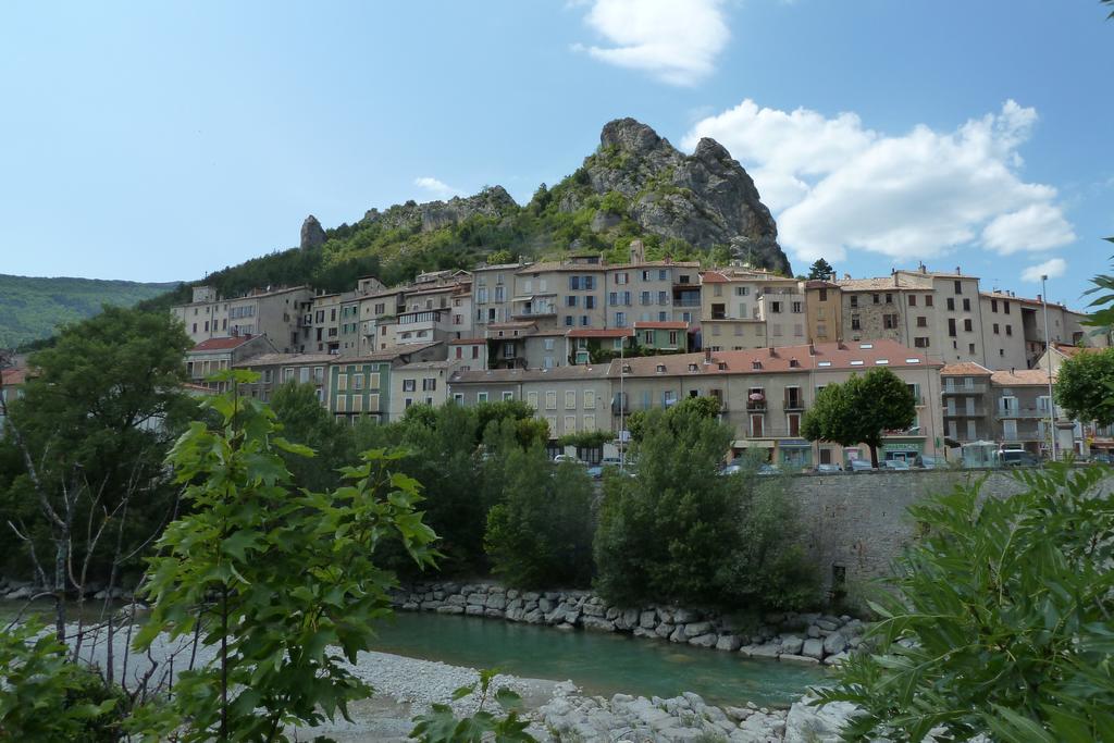 Gites Chameyer Rosans Εξωτερικό φωτογραφία