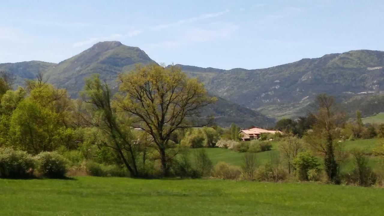 Gites Chameyer Rosans Εξωτερικό φωτογραφία